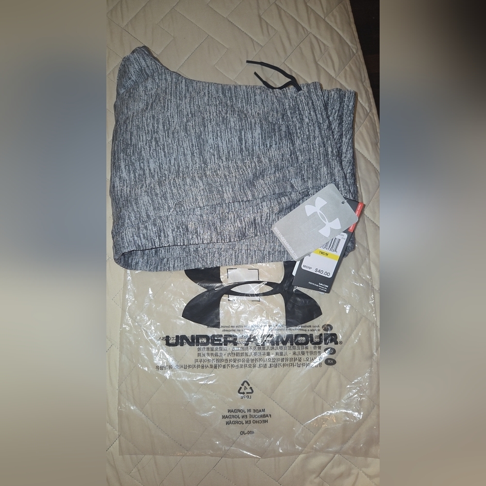 Kids-Boys Under Armour Gray Athletic Joggers